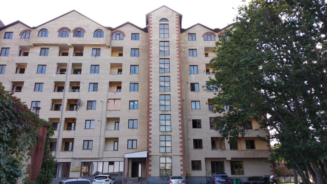 Hillside Apartment Tsaghkadzor Bagian luar foto